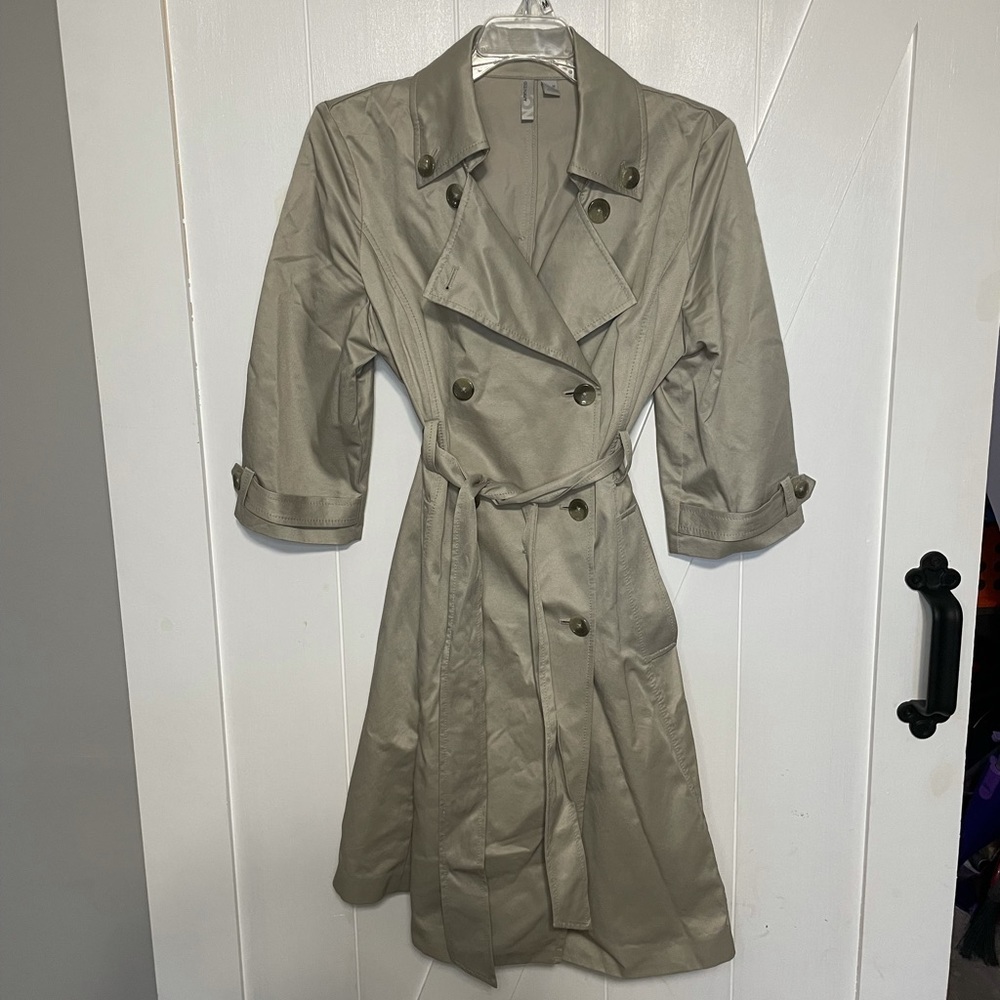 Old Navy Khaki Trench Coat Button Up and Waist Tie Size Medium